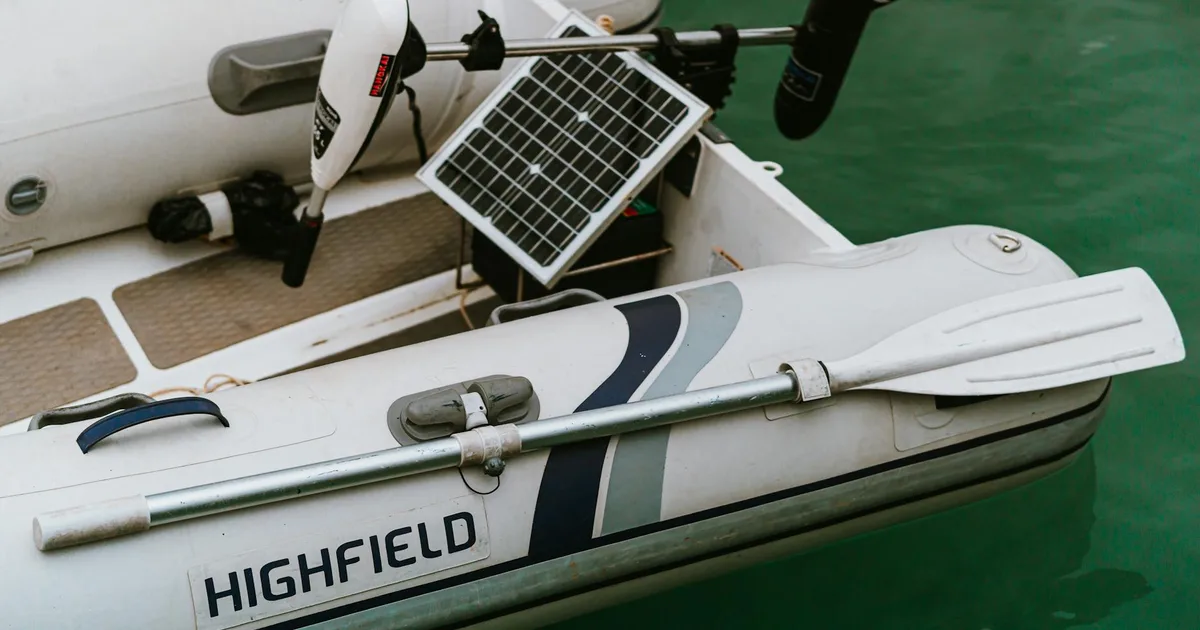 Tekne Elektrik Sistemi: 12V/24V DC Temelleri ve Sorun Giderme